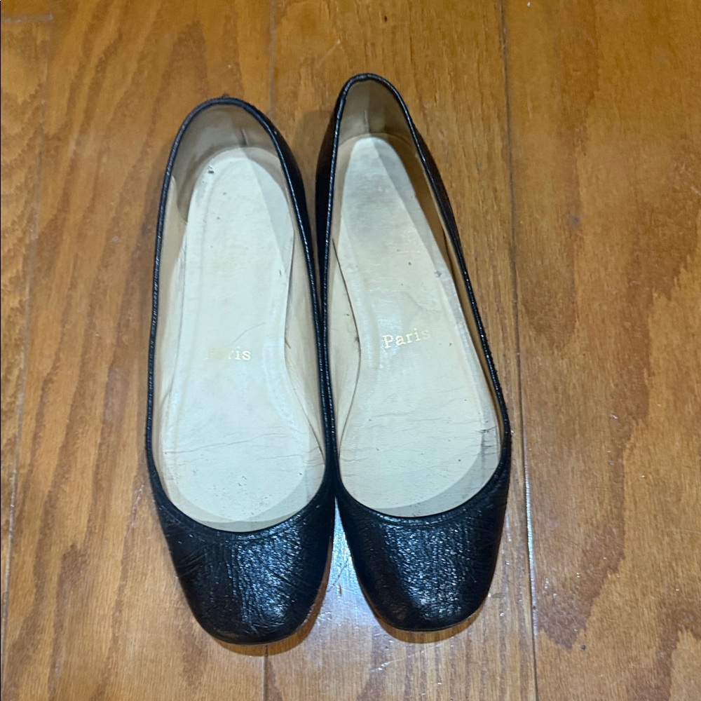 Christian Louboutin Black Leather Ballet Flats Sz 39.